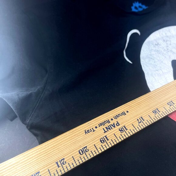 Local Notoriety Large Black T-Shirt Savage Panda Bandana Graphic - Picture 5 of 5